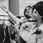 Elza Soares usou voz para combater machismo e racismo ao longo da carreira